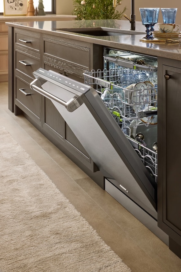 Dishwasher repair service in an Orlando kitchen